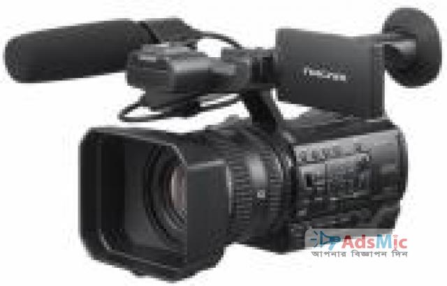 Sony HXR-NX200 4K Professional PAL Camcorder